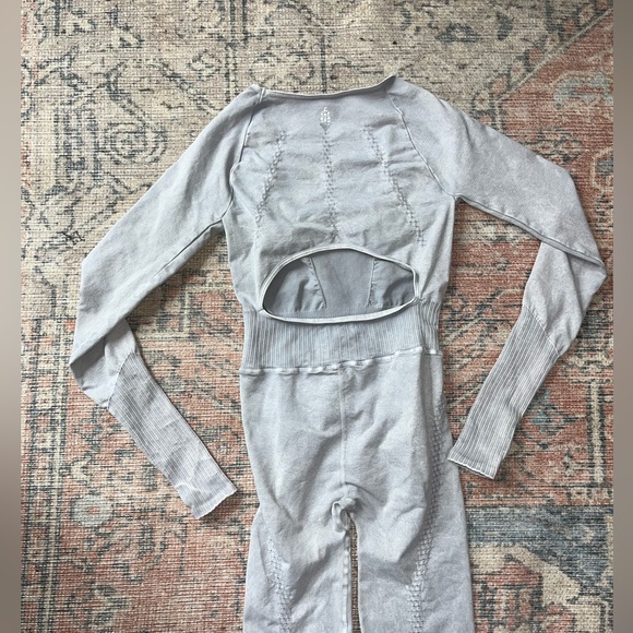 FP Movement by Free People Light Gray Jumpsuit extra small new without tags - Picture 4 of 6